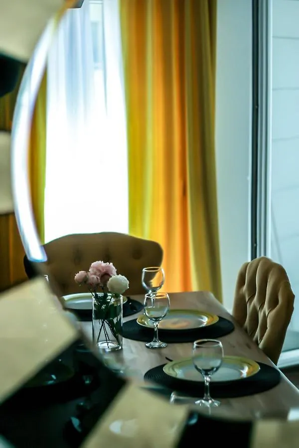 Blackpearl Apartment Сплит