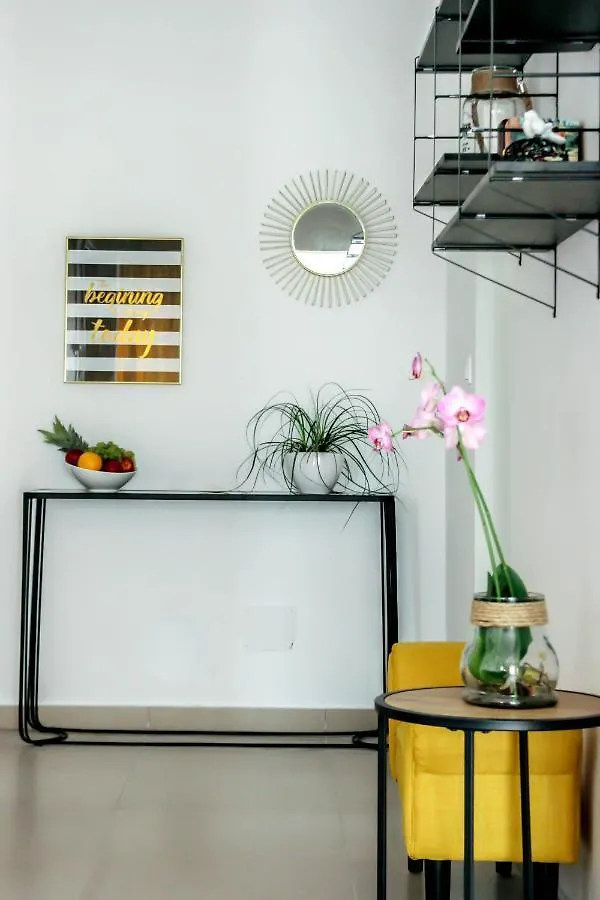 Blackpearl Apartment Split