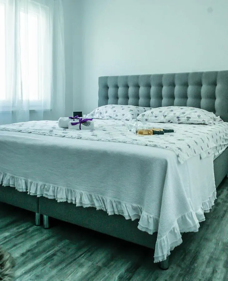 Blackpearl Apartment Сплит